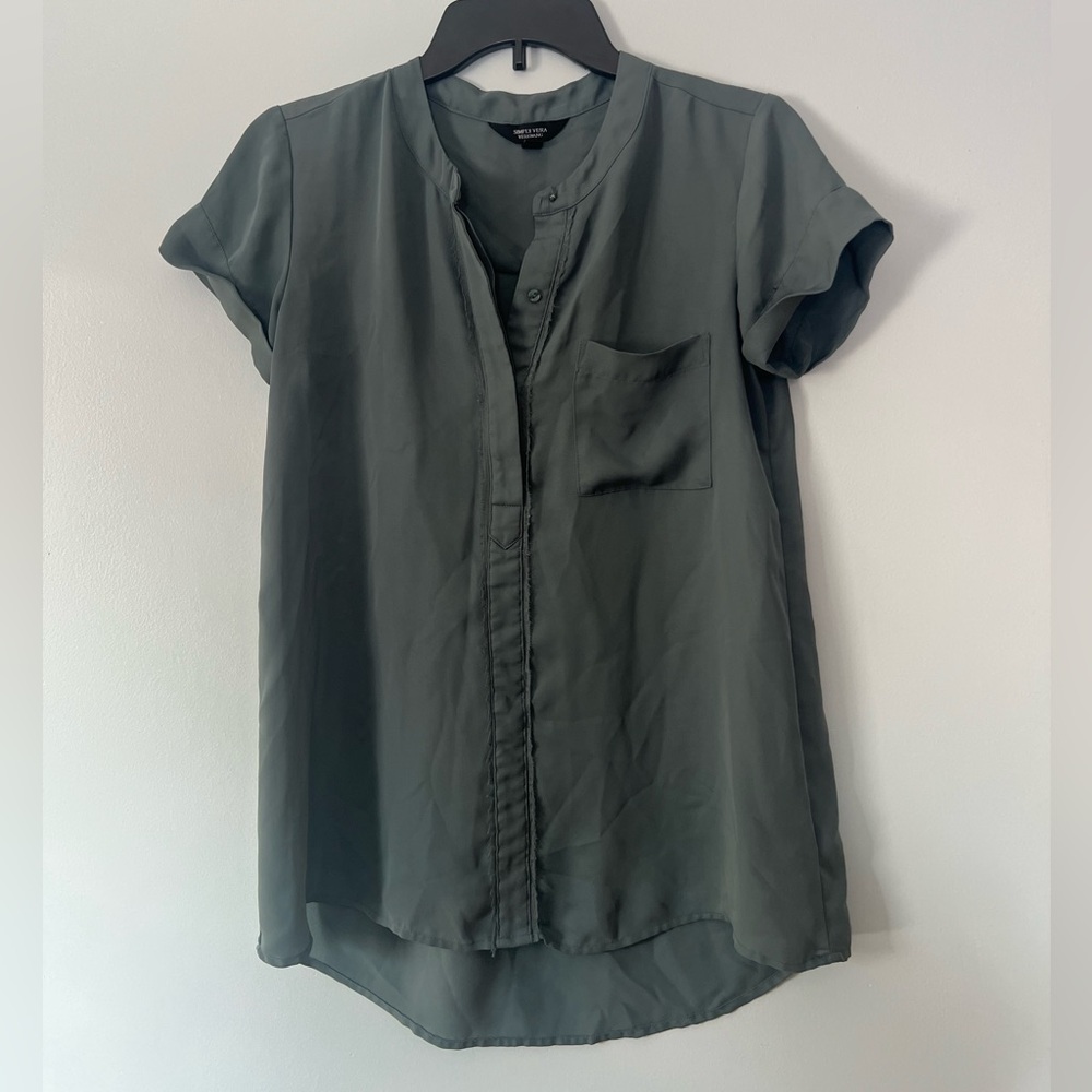 Simply Vera Vera Wang Olive Button-Down Shirt